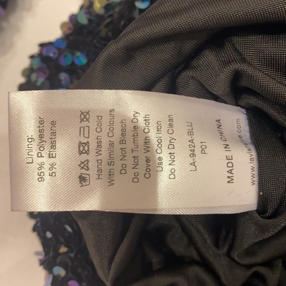 Lavish Alice One-shoulder Long Sleeve Sequin Cluster Velvet Cocktail Dress - Picture 6 of 7